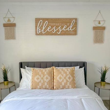 Sparkling Guest Home 2 Bedroom-15 Minutes To Clearwater Beach Exterior photo